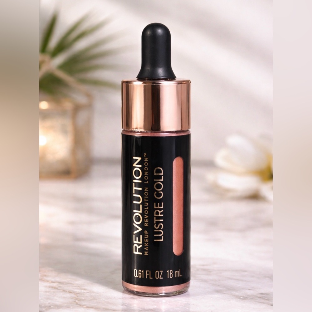 NEW SEALED Makeup Revolution Lustre Gold Liquid‎ Highlighter 0.61 fl oz / 18 mL